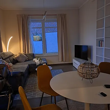 Seeliebe, 300 Meter Zum Wasser, Mit Terrasse Und Garten Apartment Lembruch