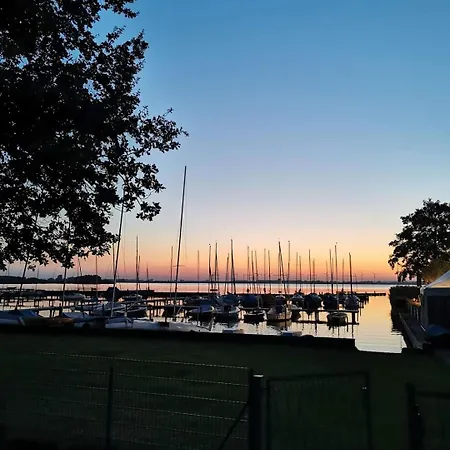 公寓 Seeliebe, 300 Meter Zum Wasser, Mit Terrasse Und Garten