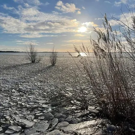 Seeliebe, 300 Meter Zum Wasser, Mit Terrasse Und Garten *