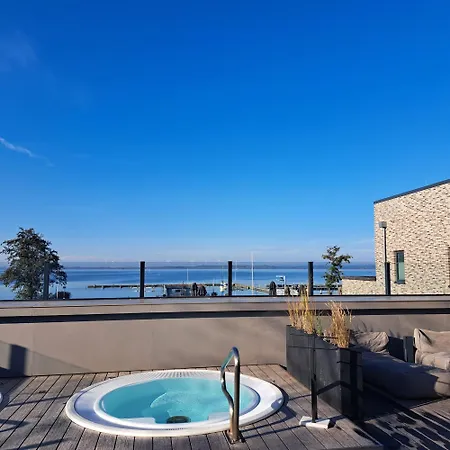 Seeliebe, 300 Meter Zum Wasser, Mit Terrasse Und Garten Apartmán *