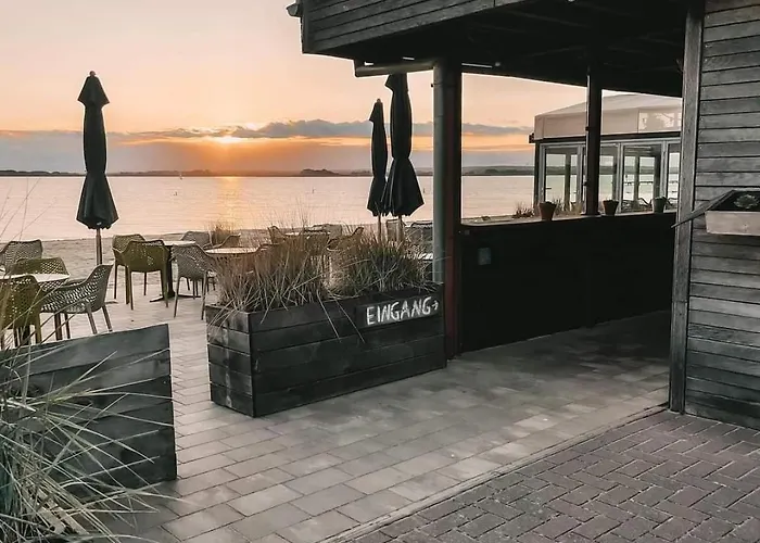 Seeliebe, 300 Meter Zum Wasser, Mit Terrasse Und Garten Лембрух