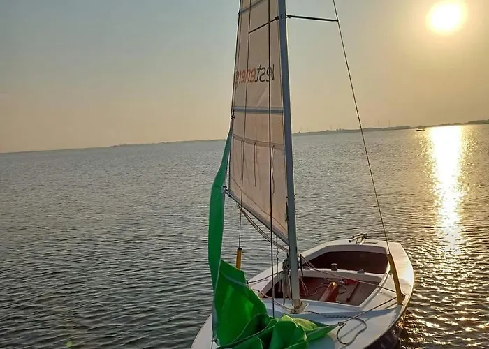 Seeliebe, 300 Meter Zum Wasser, Mit Terrasse Und Garten
