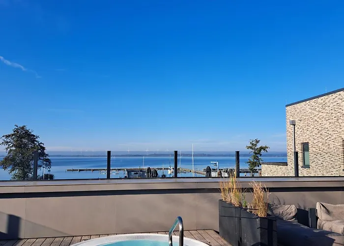 Seeliebe, 300 Meter Zum Wasser, Mit Terrasse Und Garten Апартаменты *